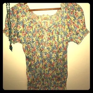 Garden gal peasant top